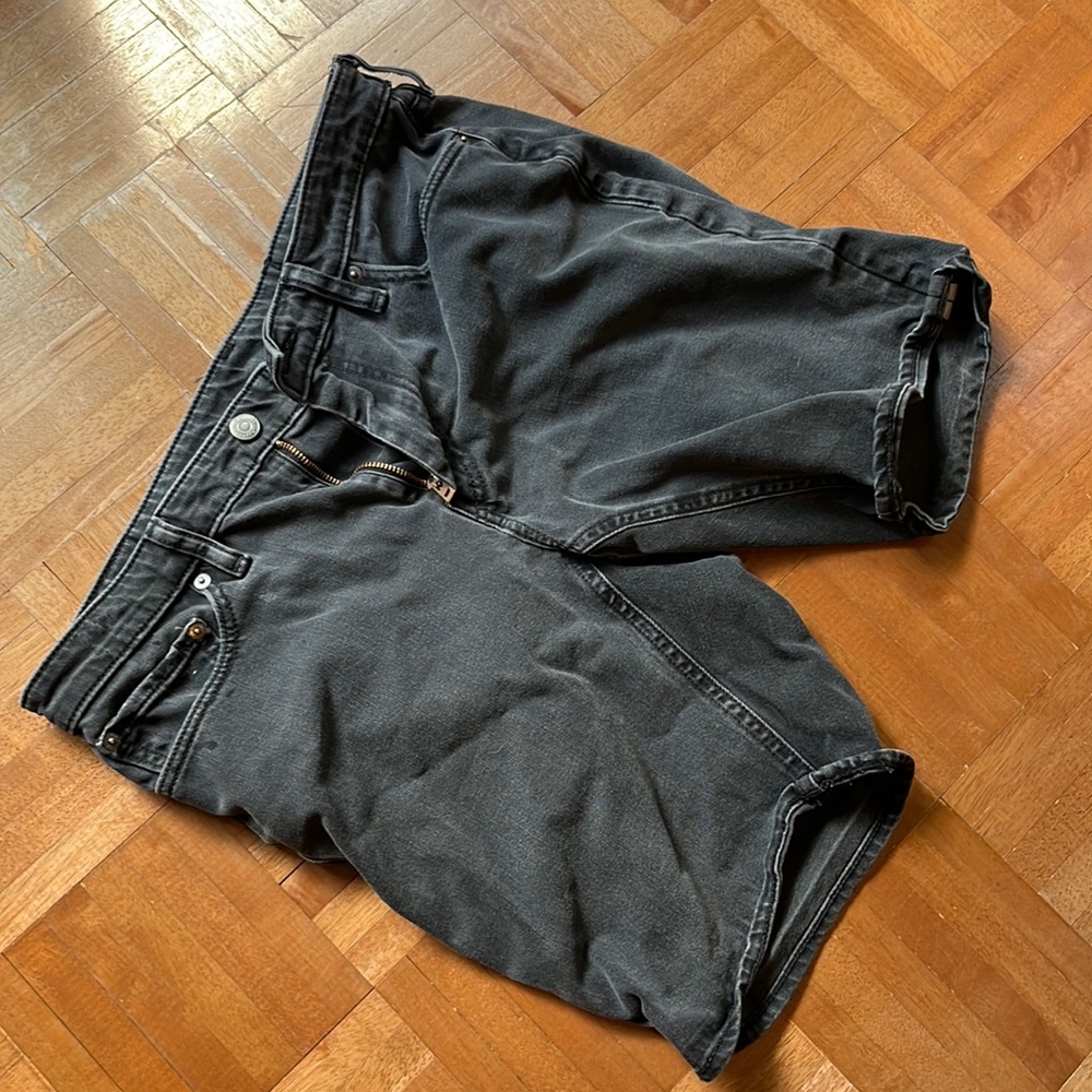 Levi’s commuter 541 shorts